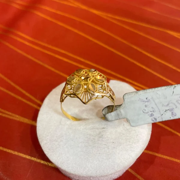 gold flower ring