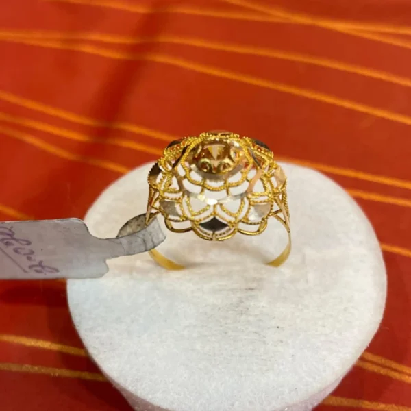 Wedding gold rings