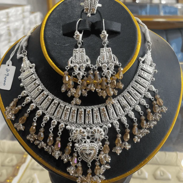 Stylish silver set